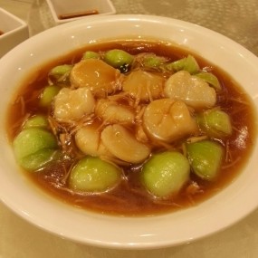 鸿星海鲜酒家年饭菜式_东豪园林海鲜酒家_鸿星海鲜酒家早茶(2)