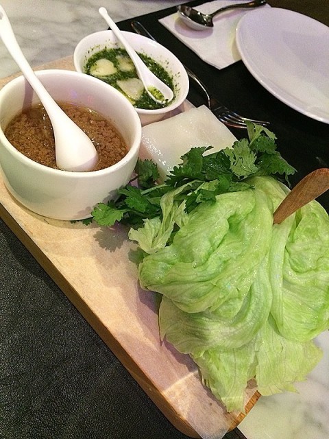 minced pork with lettuce leaves - spicy and sour