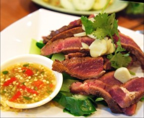 檸檬燒牛肉 - 九龍城的泰發泰國餐廳