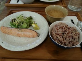 檸香三文魚定食 - 尖沙咀的Good Place - 日式家庭料理