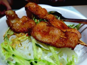 豬頸肉撈檬 - 中環的品越越式料理