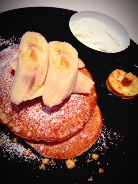 香蕉pancake! - 早餐其实吃不完的