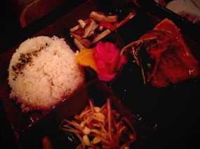 汁煮三文魚定食 - Explorer&#39;s Club Restaurant in Lantau Island 