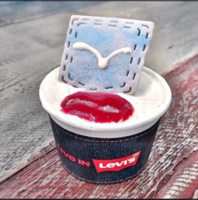 Levi&#39;s紅白型藍👖❤️👖 - 北角的Lab Made 分子雪糕專門店