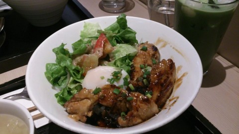 滑蛋鸡肉丼 鸡肉滑