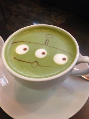 Green tea latte - 銅鑼灣的Cafe R&amp;C