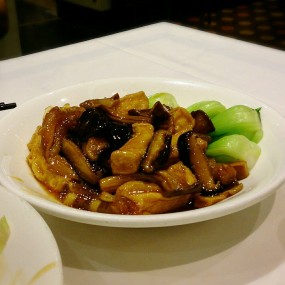 花膠什菌炆千頁豆腐 - 馬鞍山的稻香超級漁港