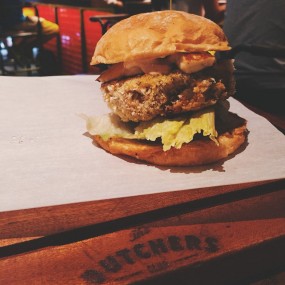 What Food Eats - 中環的The Butchers Club Burger