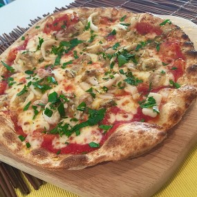 Seafood pizza - 尖沙咀的Grano Italiano