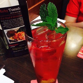 Strawberry Lemonade - Ruby Tuesday in Tai Koo 