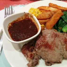黑椒汁簿牛排薯菜(午餐) - 太子的名寶石餐廳
