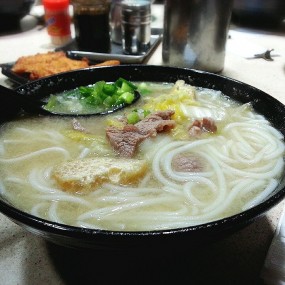 鮮牛肉魚湯米線 - 荃灣的魚鱻魚湯專門店
