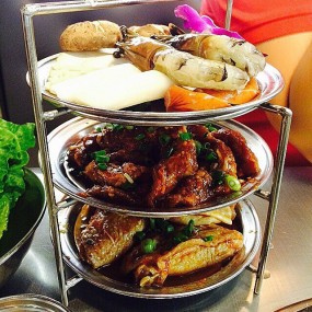 Pork and chicken set for 2 - 銅鑼灣的新麻蒲 BBQ