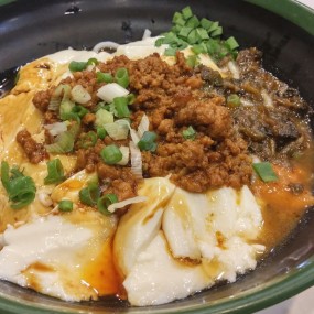 德胜豆花米線 - 新蒲崗的雲南人家風味餐廳