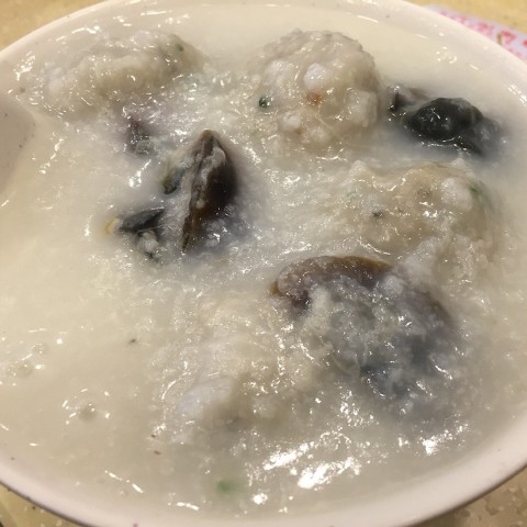 鯪魚球粥(小) 皮旦 - 小碗都有8大粒鯪魚球,儍左