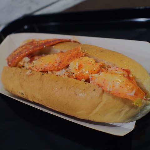 lobster roll